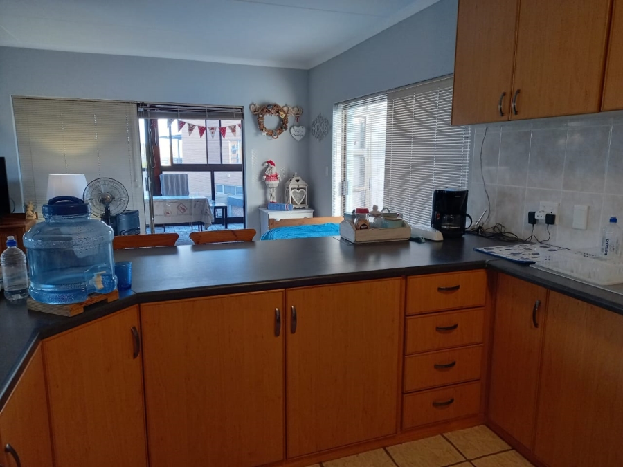 2 Bedroom Property for Sale in Stilbaai Wes Western Cape
